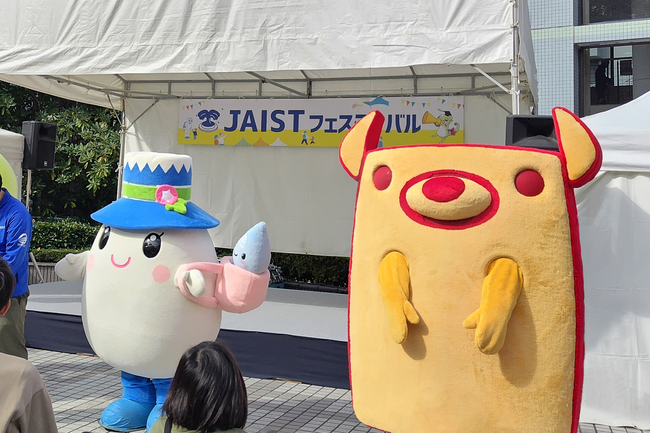 屋外ステージの様子（2024）