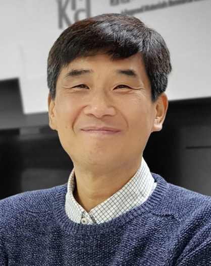 Kwang-Ryeol Lee